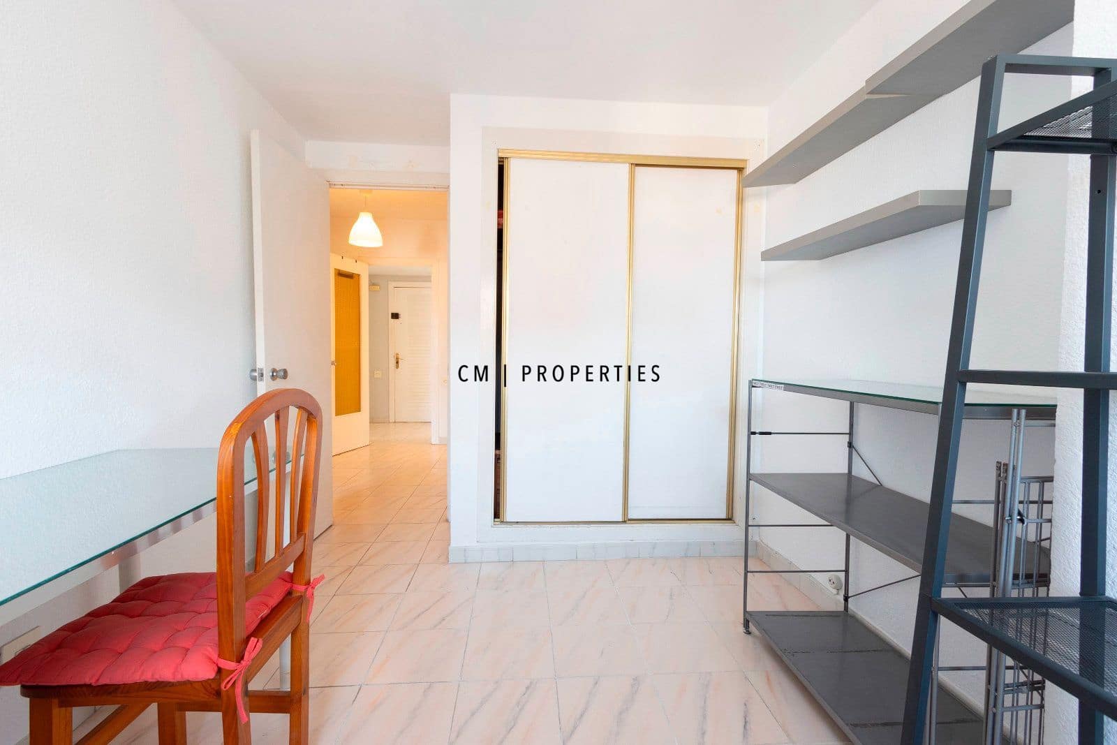 2 bedroom Flat for rent in Valencia city with garage - € 1,200 (Ref: 9506597)