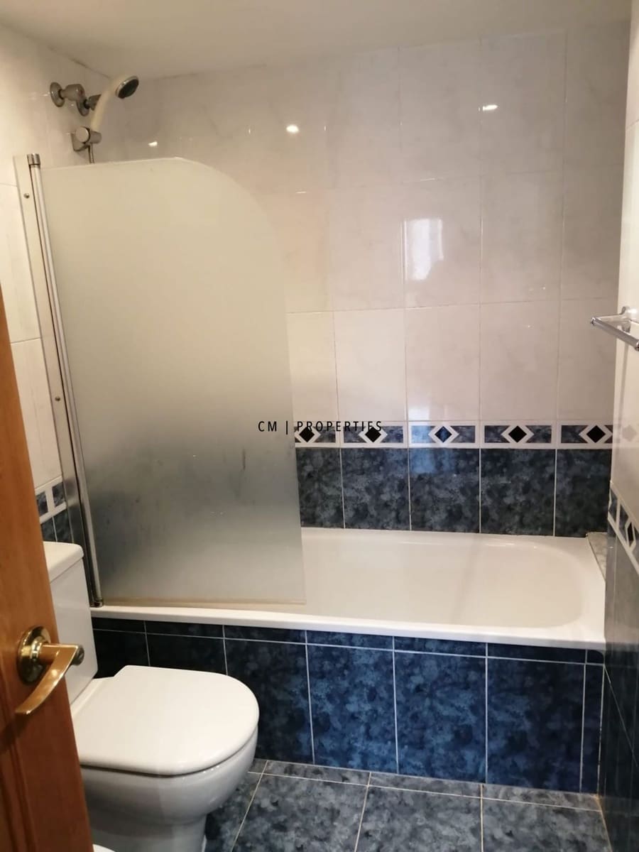 4 bedroom Flat for rent in Valencia city with garage - € 2,500 (Ref: 9506598)