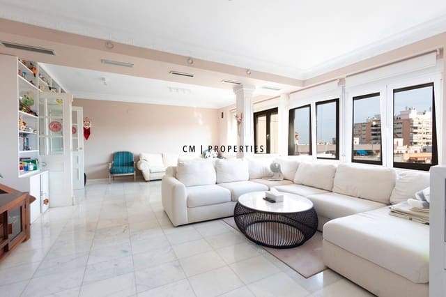 5 quarto Apartamento para venda em Valência cidade com garagem - 1 125 000 € (Ref: 9506599)