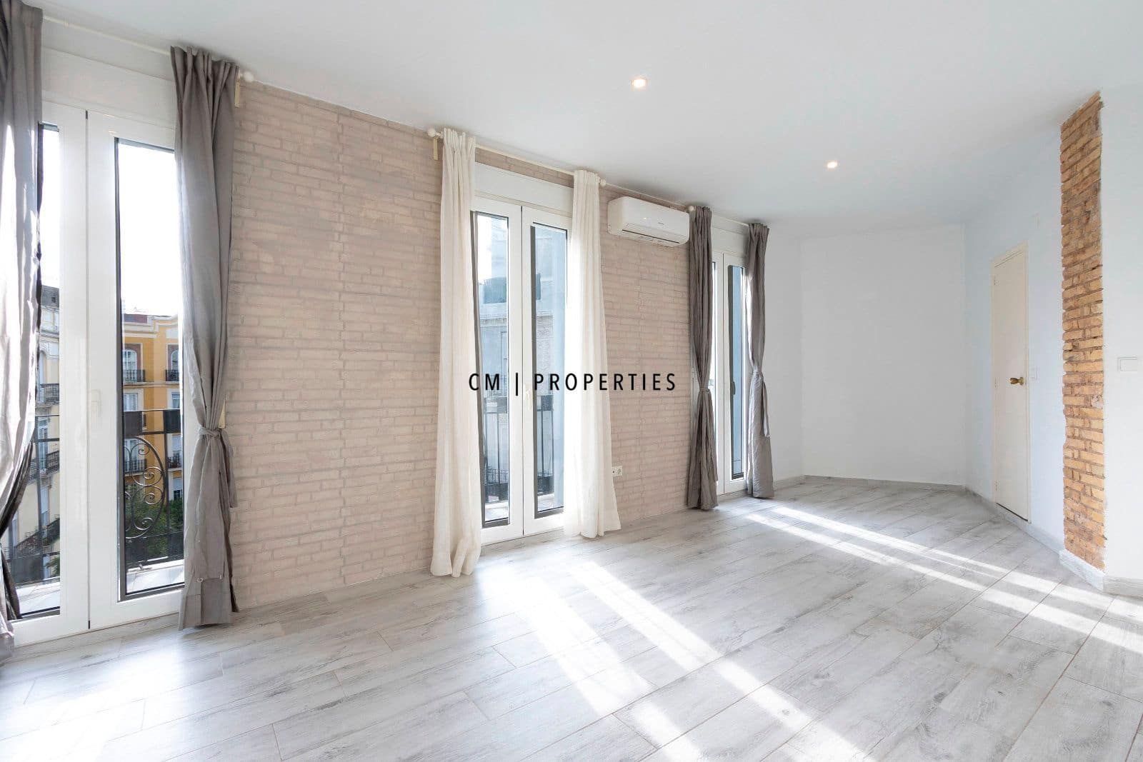 1 bedroom Flat for rent in Valencia city - € 1,050 (Ref: 9508984)