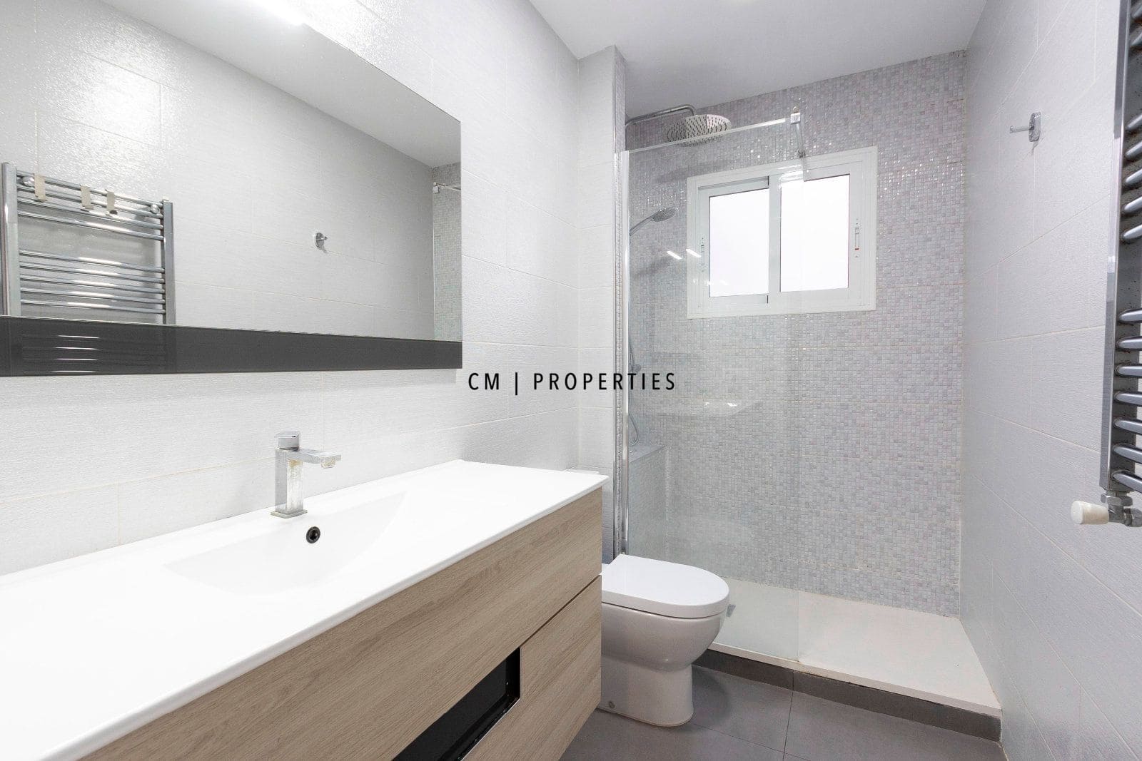 3 bedroom Flat for rent in Valencia city - € 1,450 (Ref: 9511396)