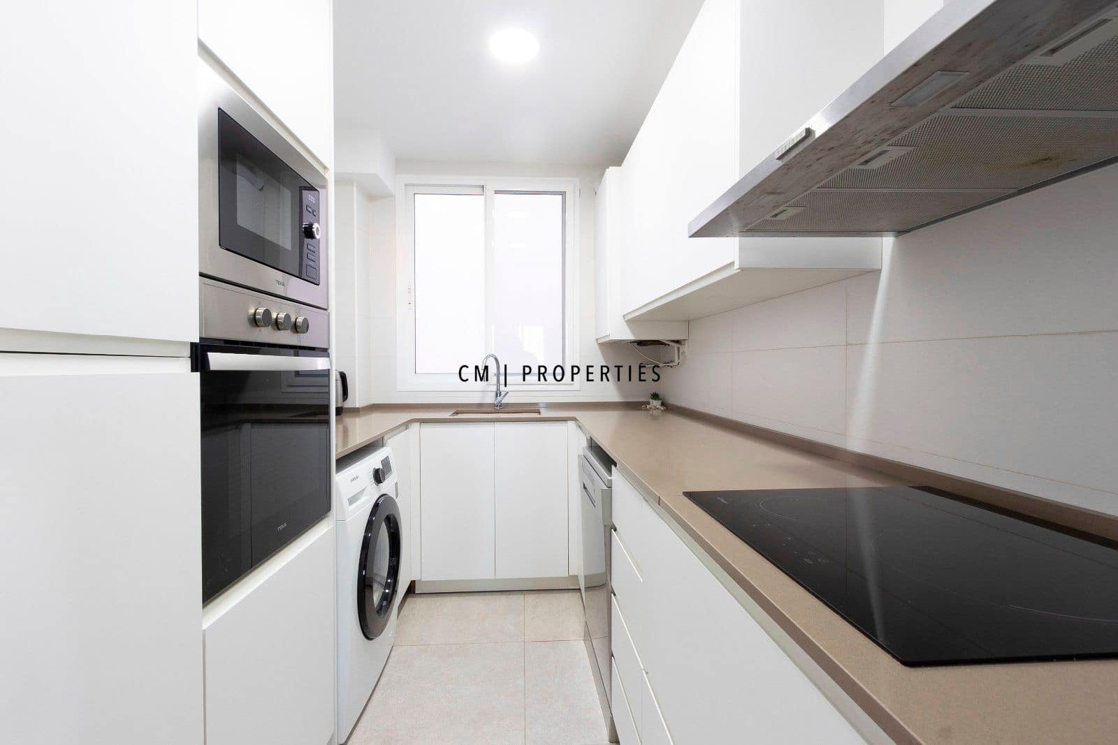 3 bedroom Flat for rent in Valencia city - € 1,450 (Ref: 9511396)