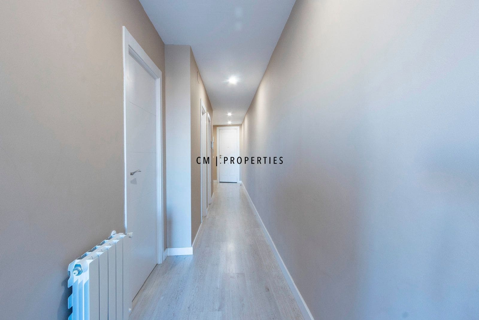 3 bedroom Flat for rent in Valencia city - € 1,450 (Ref: 9511396)