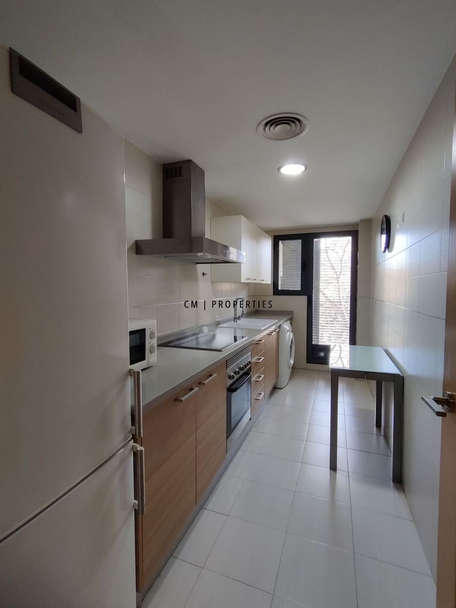 2 makuuhuone Asunto vuokrattavana paikassa Valencia kaupunki mukana 
autotalli - 1 500 € (Ref: 9516506)