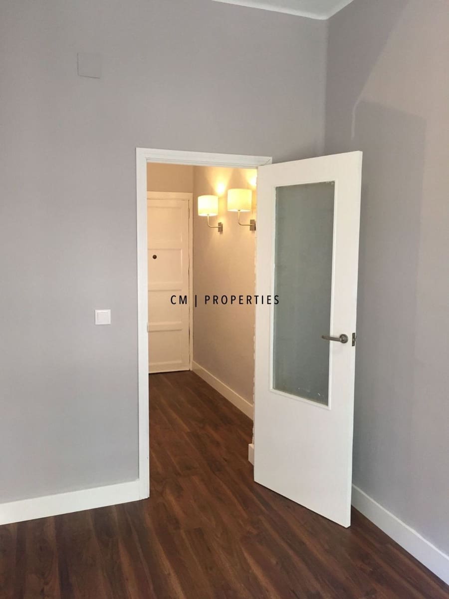 3 camera da letto Appartamento da affittare in Valencia citta - 1.300 € (Rif: 9521506)