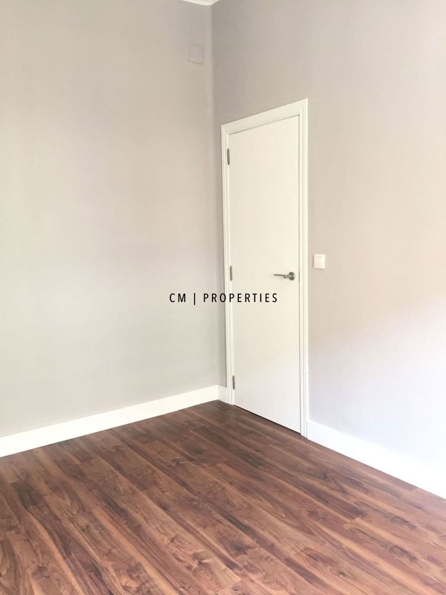 3 camera da letto Appartamento da affittare in Valencia citta - 1.300 € (Rif: 9521506)