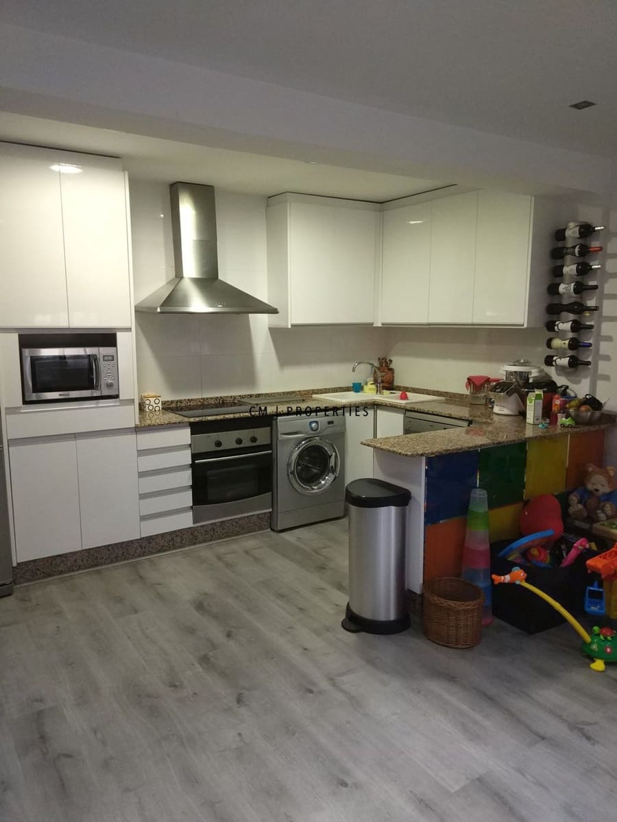 3 bedroom Flat for sale in Alfafar - € 179,900 (Ref: 9522863)