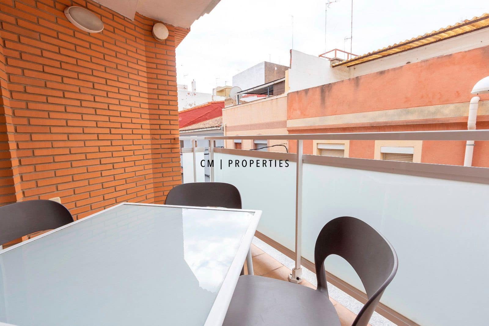 2 makuuhuone Asunto vuokrattavana paikassa Sagunto / Sagunt - 1 000 € (Ref: 9523749)