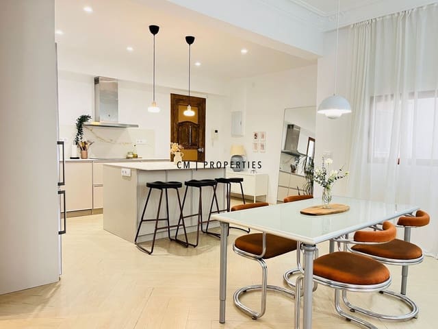 4 makuuhuone Asunto vuokrattavana paikassa Poblats Maritims, Valencia kaupunki mukana 
autotalli - 2 490 € (Ref: 9524593)