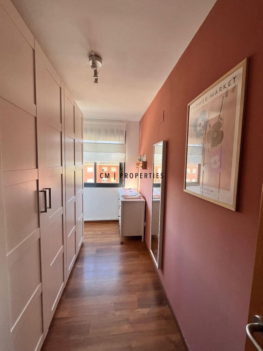 3 slaapkamer Flat te huur in Paterna met garage - € 1.100 (Ref: 9525591)