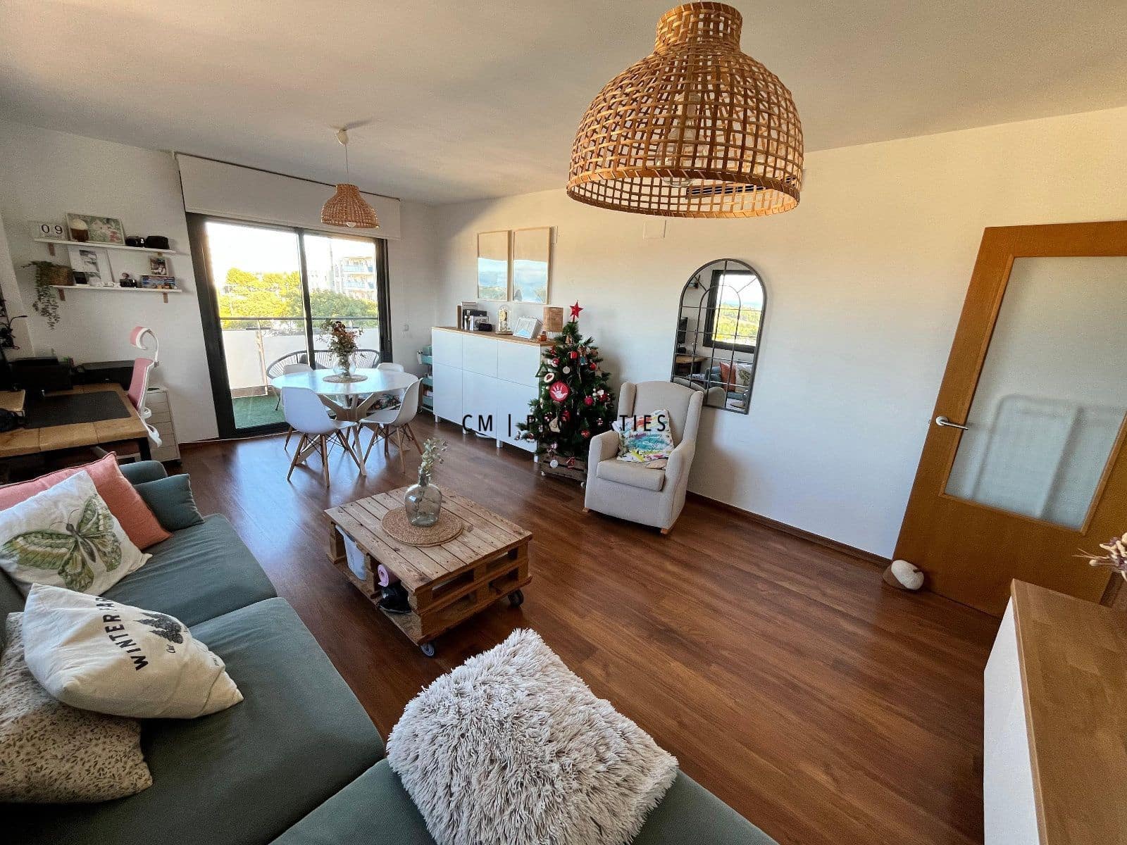 3 slaapkamer Flat te huur in Paterna met garage - € 1.100 (Ref: 9525591)