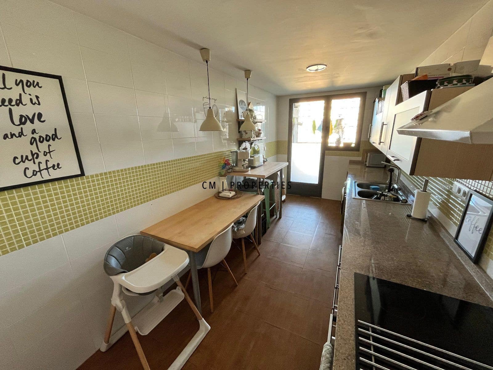 3 slaapkamer Flat te huur in Paterna met garage - € 1.100 (Ref: 9525591)