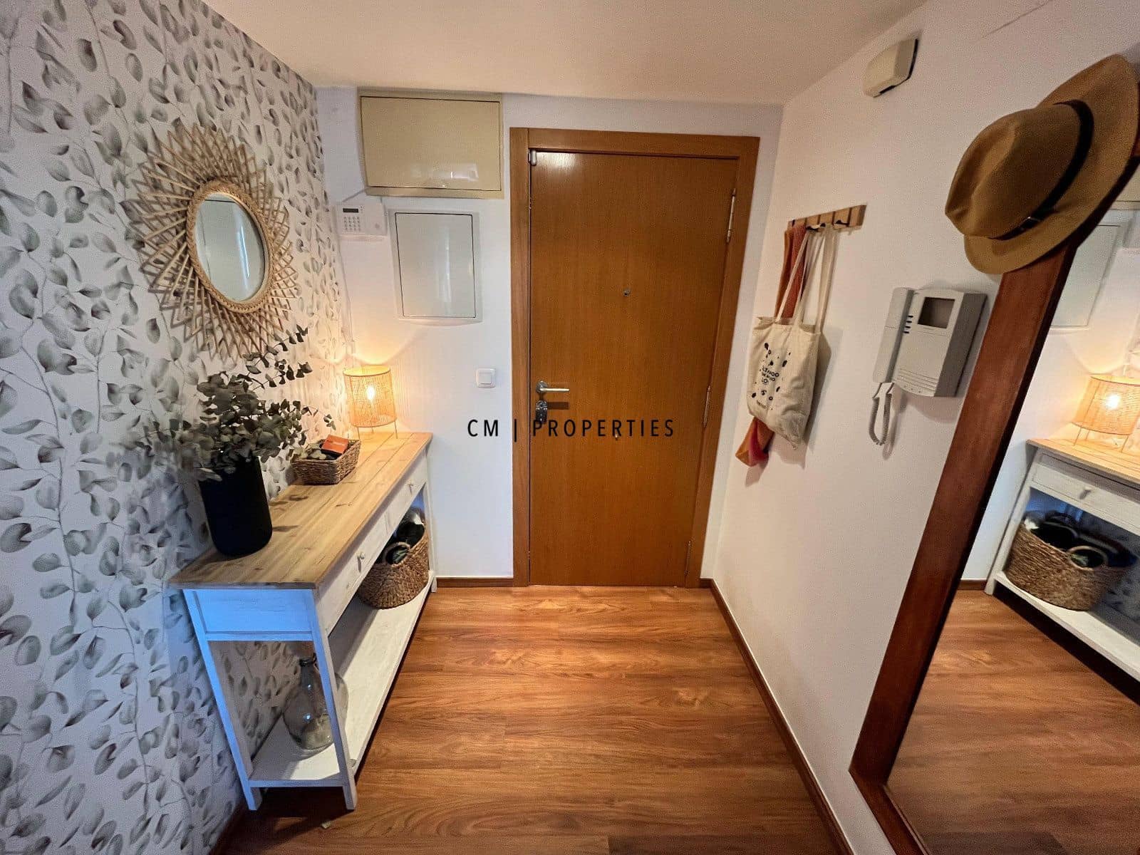 3 slaapkamer Flat te huur in Paterna met garage - € 1.100 (Ref: 9525591)