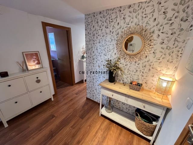 3 slaapkamer Flat te huur in Paterna met garage - € 1.100 (Ref: 9525591)