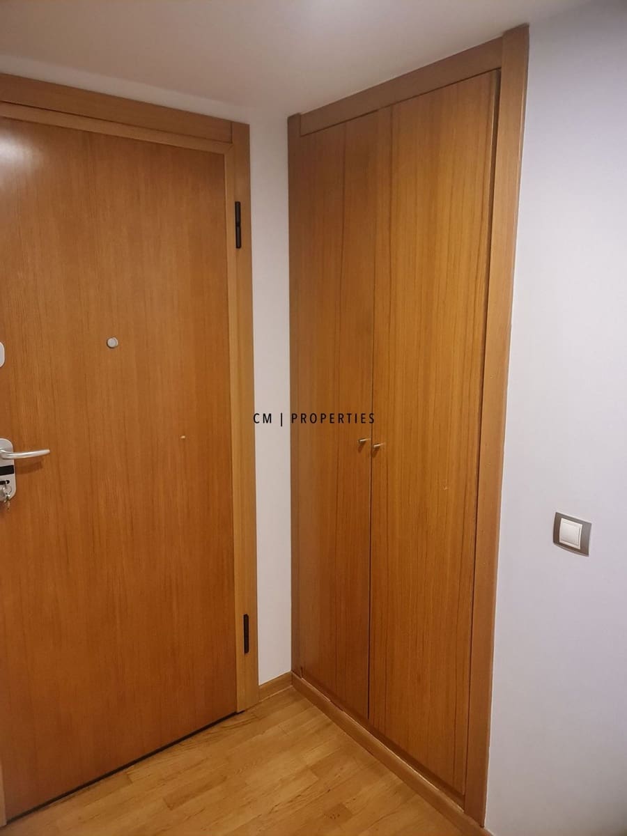 2 soverom Leilighet til leie i Valencia by - € 1 100 (Ref: 9525754)