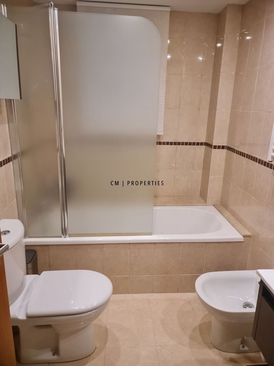 2 soverom Leilighet til leie i Valencia by - € 1 100 (Ref: 9525754)