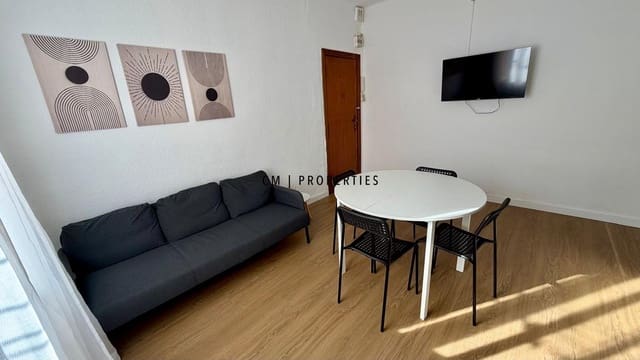 Piso de 3 habitaciones en València ciudad en alquiler - 1.250 € (Ref: 9525875)