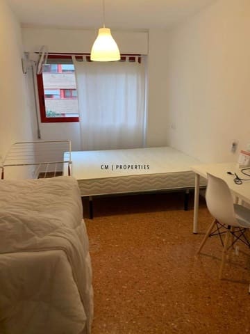 4 sypialnia Mieszkanie do wynajęcia w Quatre Carreres, Miasto Walencja - 1 500 € (Ref: 9528784)