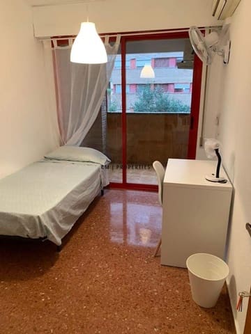 4 sypialnia Mieszkanie do wynajęcia w Quatre Carreres, Miasto Walencja - 1 500 € (Ref: 9528784)