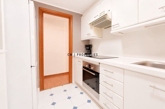 4 makuuhuone Asunto vuokrattavana paikassa Quatre Carreres, Valencia kaupunki - 1 500 € (Ref: 9528784)