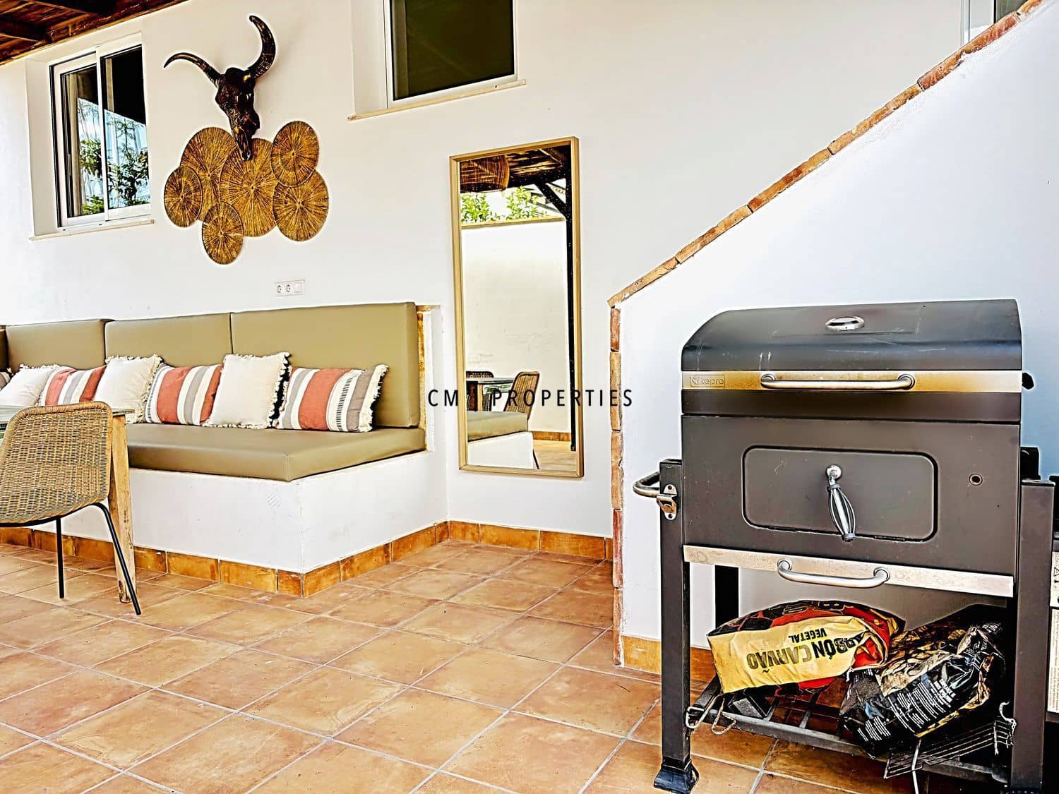 2 soverom Villa til leie i Torrent - € 1 300 (Ref: 9529008)