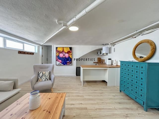 2 soverom Villa til leie i Torrent - € 1 300 (Ref: 9529008)