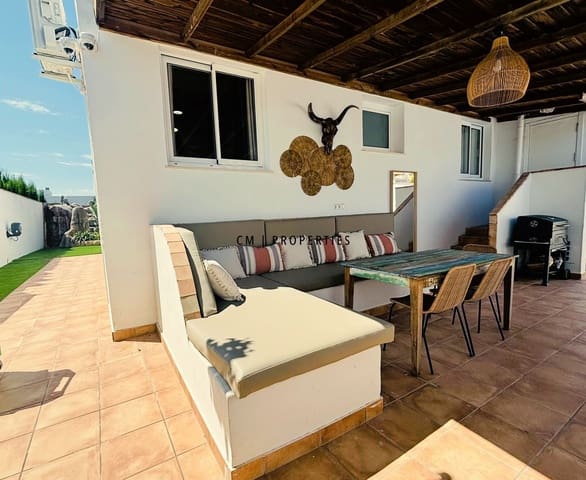 2 soverom Villa til leie i Torrent - € 1 300 (Ref: 9529008)