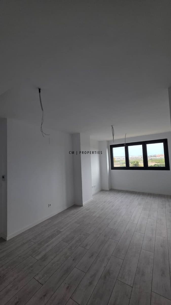 Piso de 2 habitaciones en Manises en alquiler con garaje - 1.400 € (Ref: 9529010)