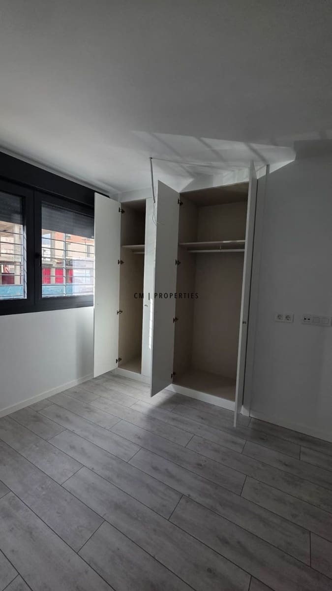 Piso de 2 habitaciones en Manises en alquiler con garaje - 1.400 € (Ref: 9529010)