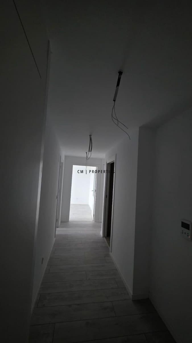Piso de 2 habitaciones en Manises en alquiler con garaje - 1.400 € (Ref: 9529010)