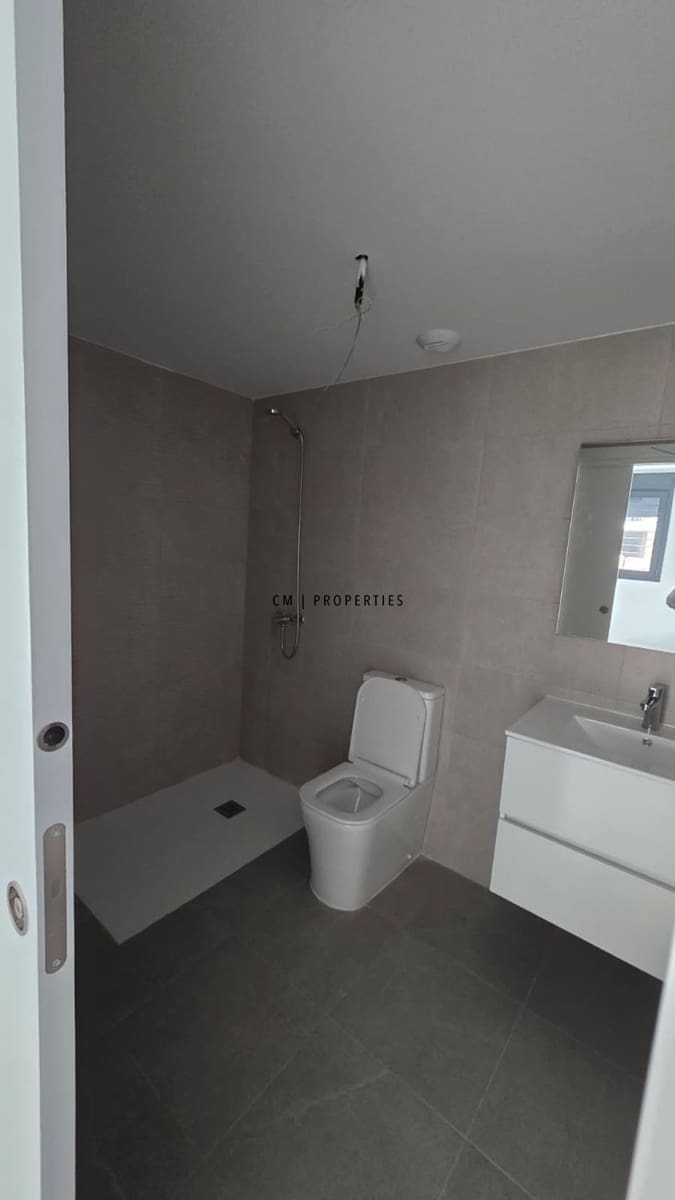 Piso de 2 habitaciones en Manises en alquiler con garaje - 1.400 € (Ref: 9529010)