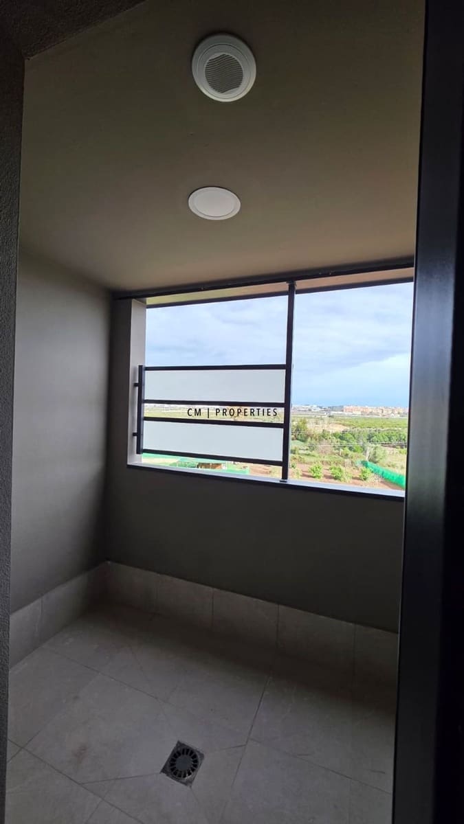 Piso de 2 habitaciones en Manises en alquiler con garaje - 1.400 € (Ref: 9529010)