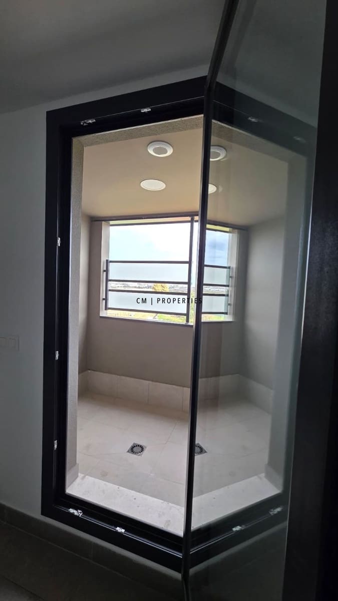 Piso de 2 habitaciones en Manises en alquiler con garaje - 1.400 € (Ref: 9529010)