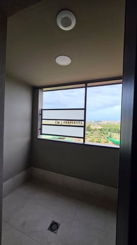 Piso de 2 habitaciones en Manises en alquiler con garaje - 1.400 € (Ref: 9529010)