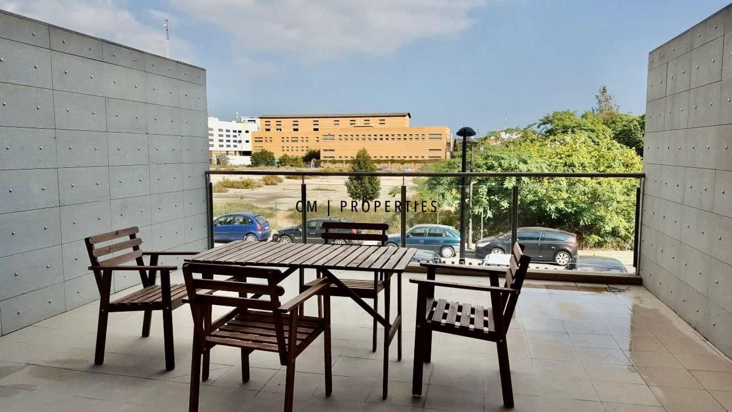 1 slaapkamer Flat te huur in Valencia stad met zwembad garage - € 1.100 (Ref: 9529412)