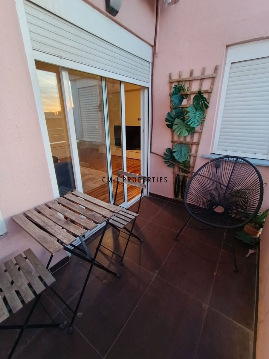 Penthouse de 3 chambres à louer à Valence ville - 2 000 € (Ref: 9531986)