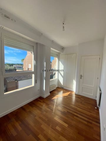 4 soveværelse Villa til leje i Bétera med swimmingpool garage - € 2.500 (Ref: 9534377)