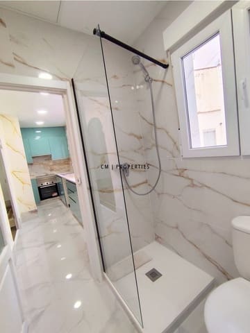 4 soverom Leilighet til leie i Valencia by - € 1 600 (Ref: 9534761)