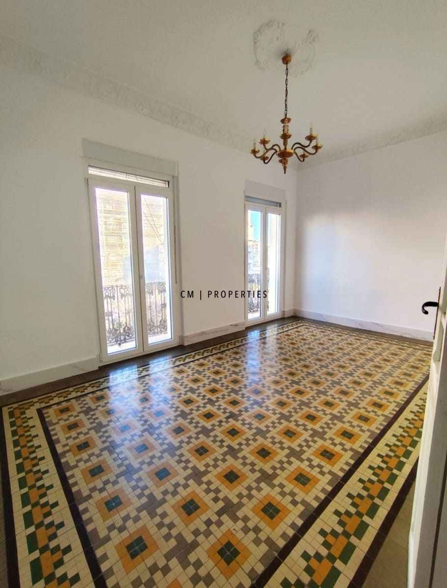 4 makuuhuone Asunto vuokrattavana paikassa Valencia kaupunki - 1 600 € (Ref: 9534761)