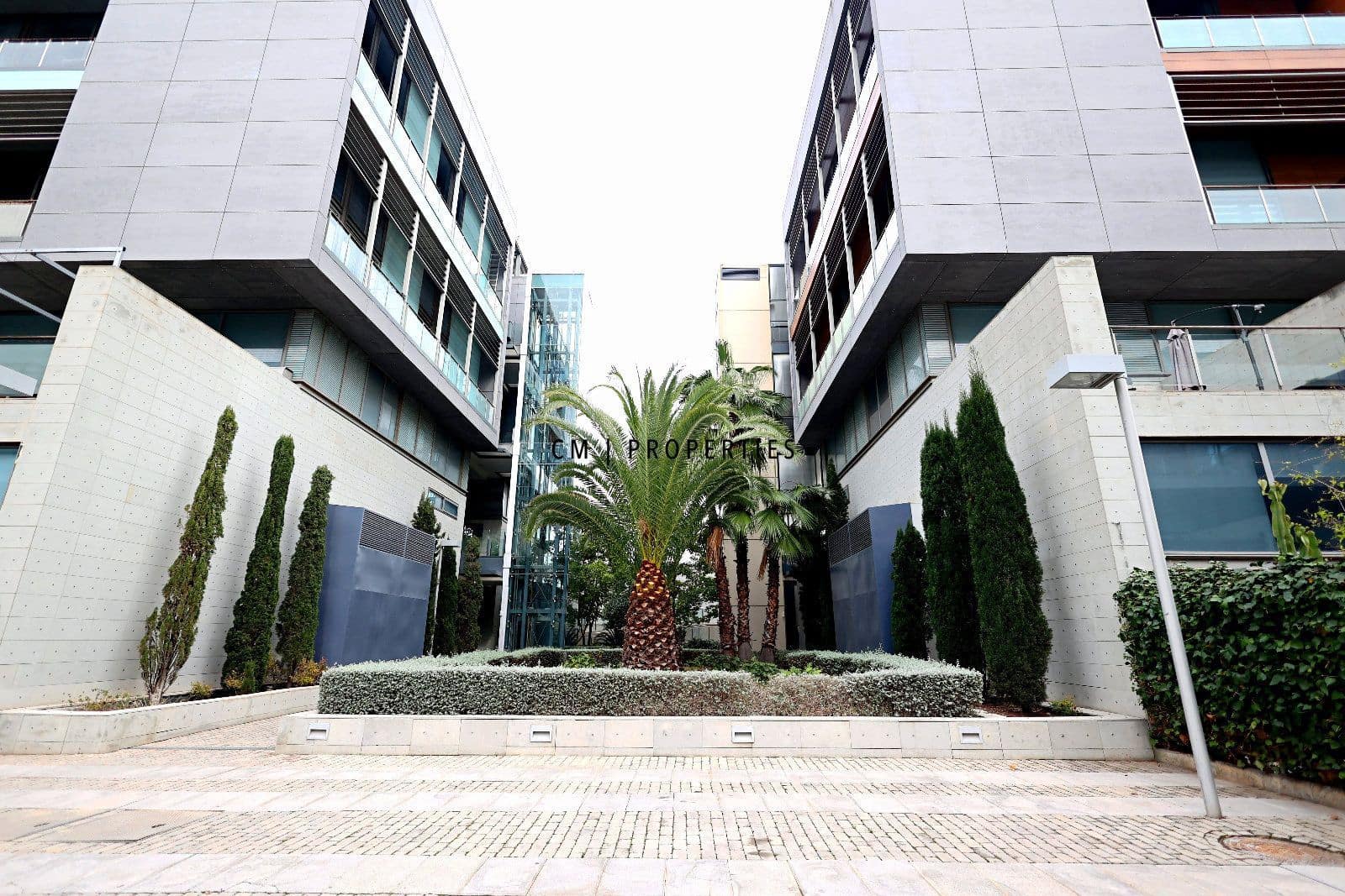 1 Zimmer Penthouse zu vermieten in Valencia Stadt mit Pool Garage - 1.250 € (Ref: 9535138)