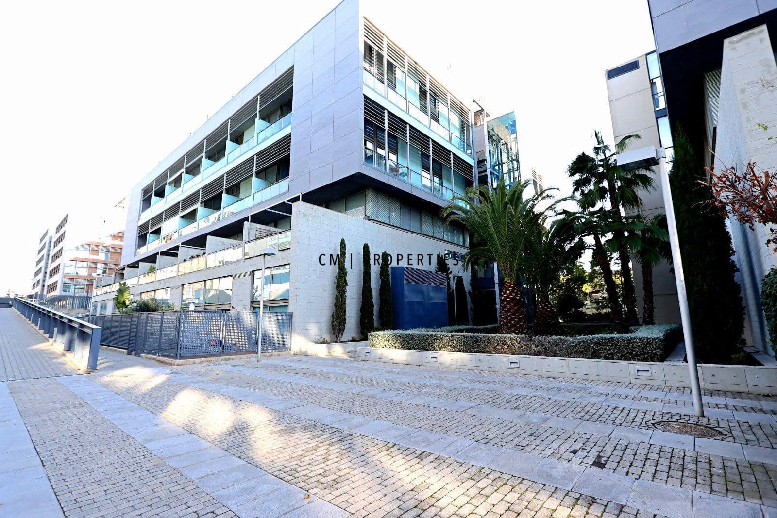 1 Zimmer Penthouse zu vermieten in Valencia Stadt mit Pool Garage - 1.250 € (Ref: 9535138)