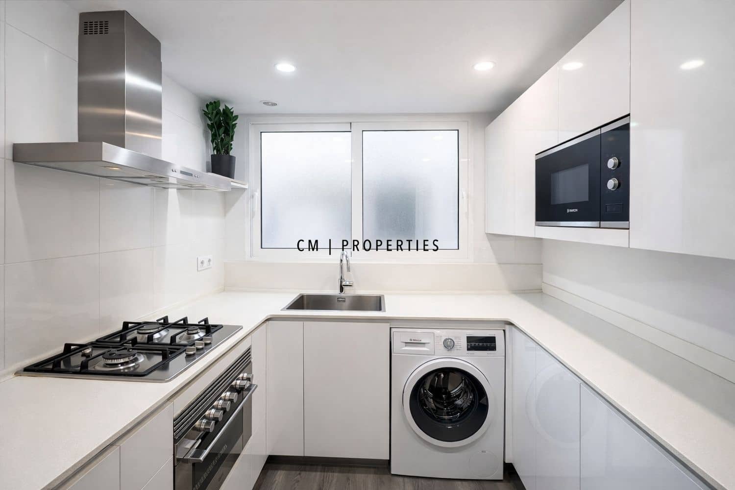 3 soverom Leilighet til leie i Valencia by - € 1 500 (Ref: 9535261)