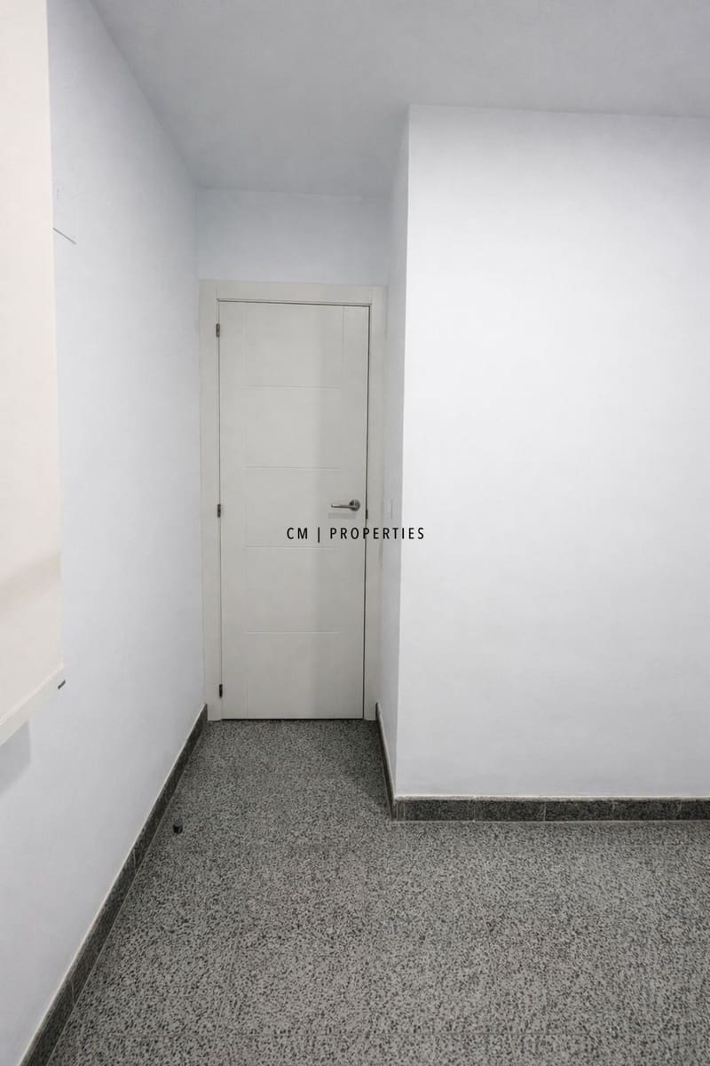 3 soverom Leilighet til leie i Valencia by - € 1 500 (Ref: 9535261)