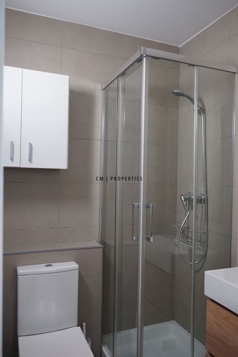 Appartement de 1 chambre à louer à Xirivella avec garage - 1 250 € (Ref: 9536283)