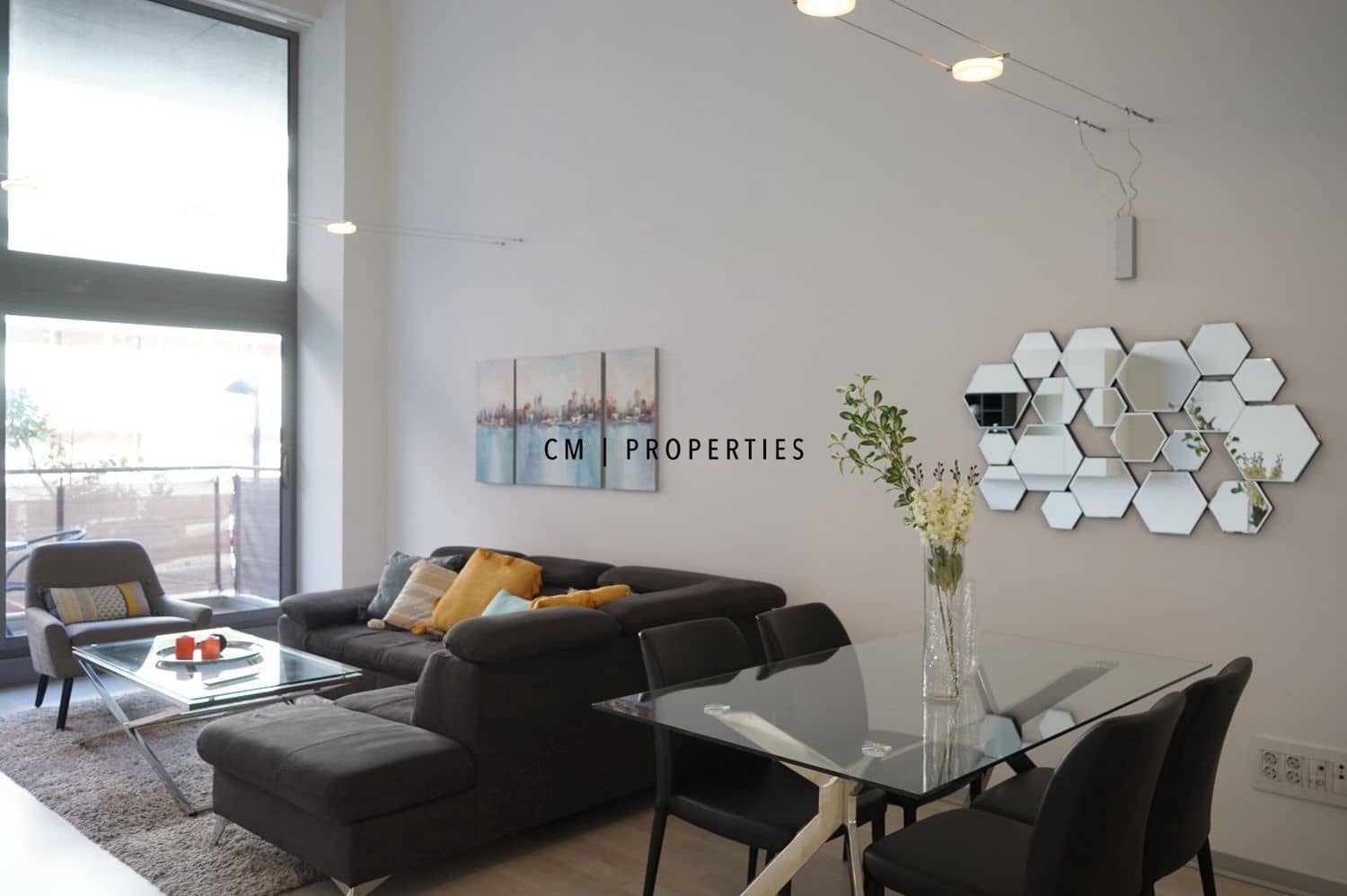 Appartement de 1 chambre à louer à Xirivella avec garage - 1 250 € (Ref: 9536283)