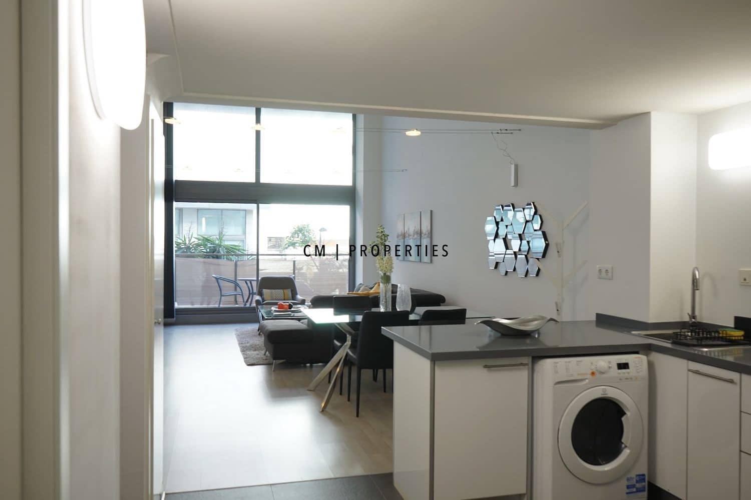 Appartement de 1 chambre à louer à Xirivella avec garage - 1 250 € (Ref: 9536283)