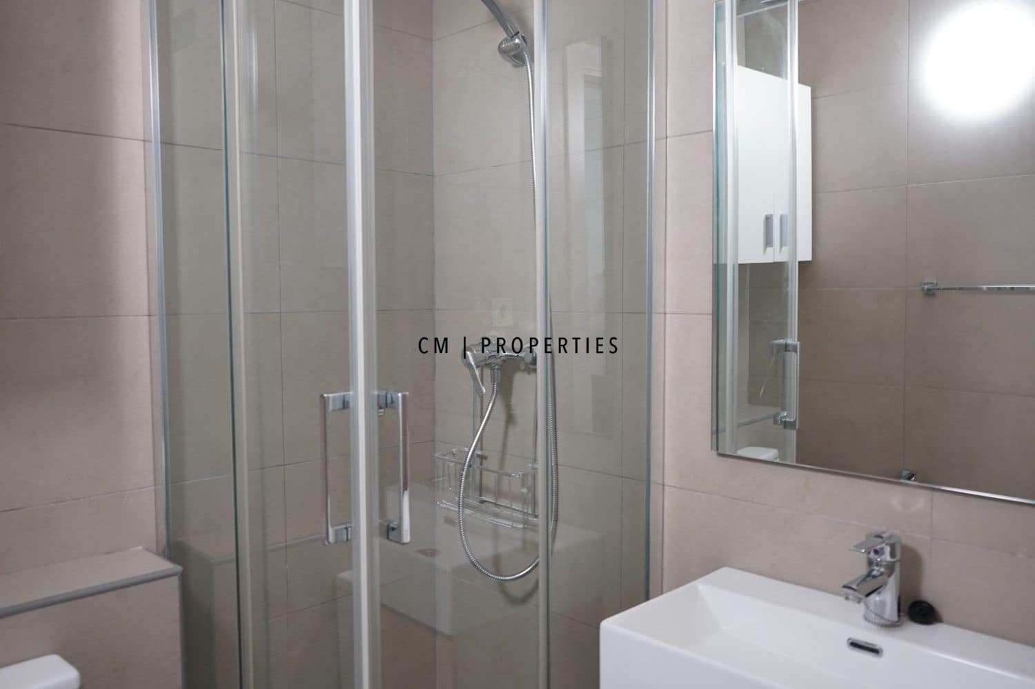 Appartement de 1 chambre à louer à Xirivella avec garage - 1 250 € (Ref: 9536283)