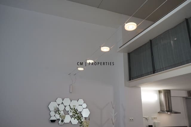 Appartement de 1 chambre à louer à Xirivella avec garage - 1 250 € (Ref: 9536283)