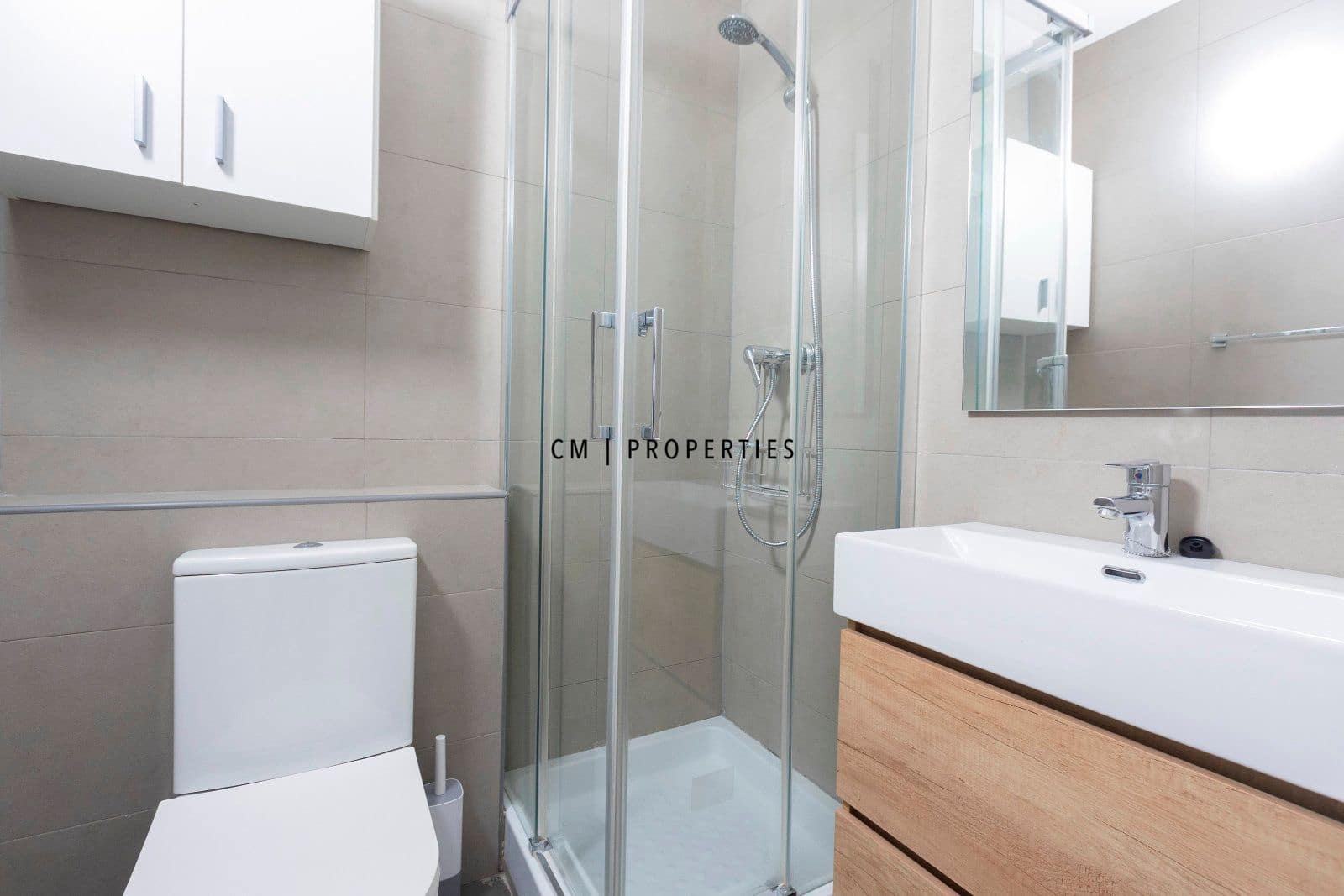 1 bedroom Flat for rent in Xirivella with garage - € 1,250 (Ref: 9536283)