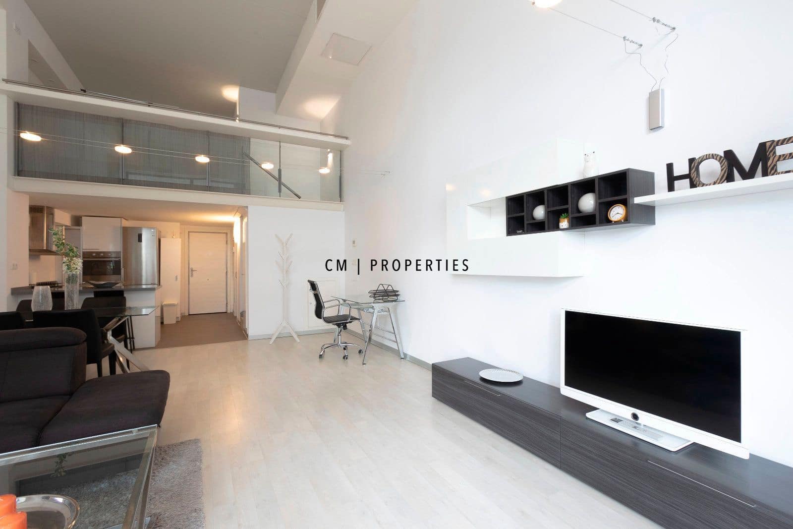 1 bedroom Flat for rent in Xirivella with garage - € 1,250 (Ref: 9536283)